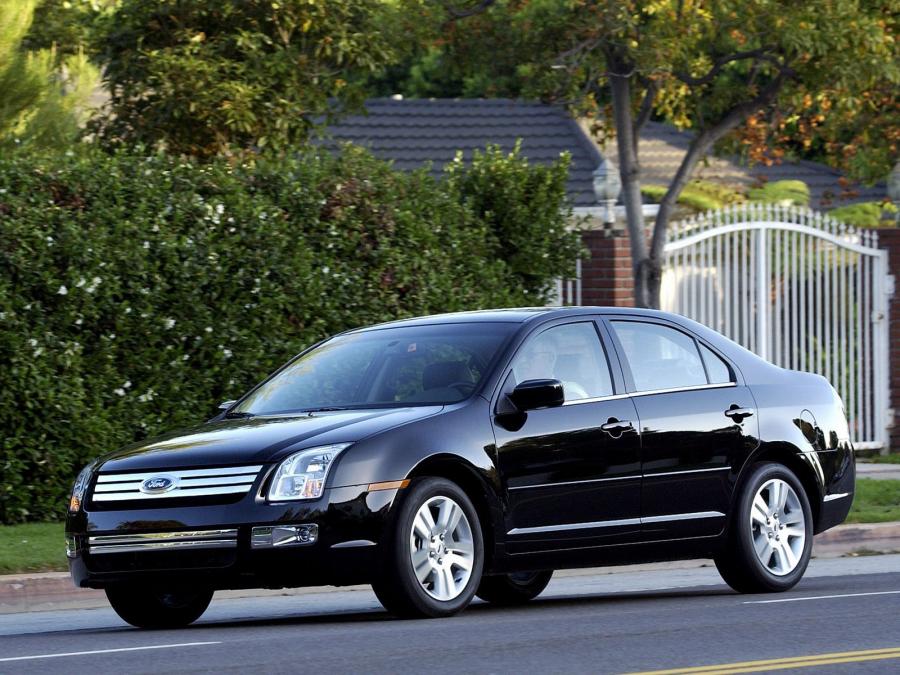  Ford Fusion 2005 года  (фото 17 из 35)